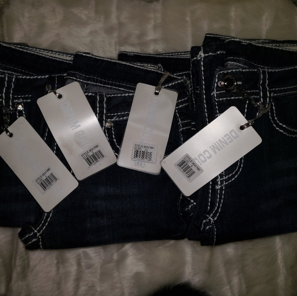 Juniors Flare Jeans - Picture 2 of 6